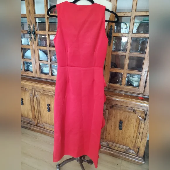 Sleeveless V-Neck Red Ruffle Midi Dress - Picture 6 of 10
